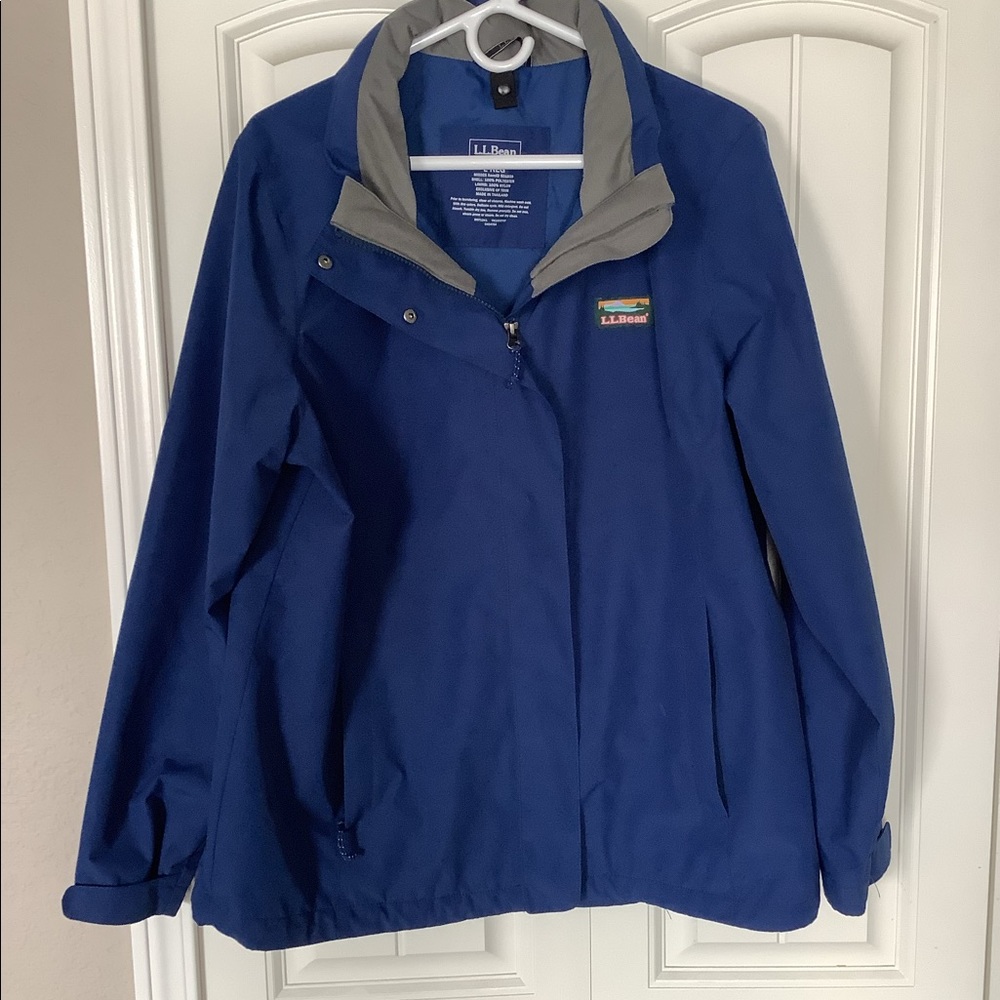 LL Bean light weight jacket